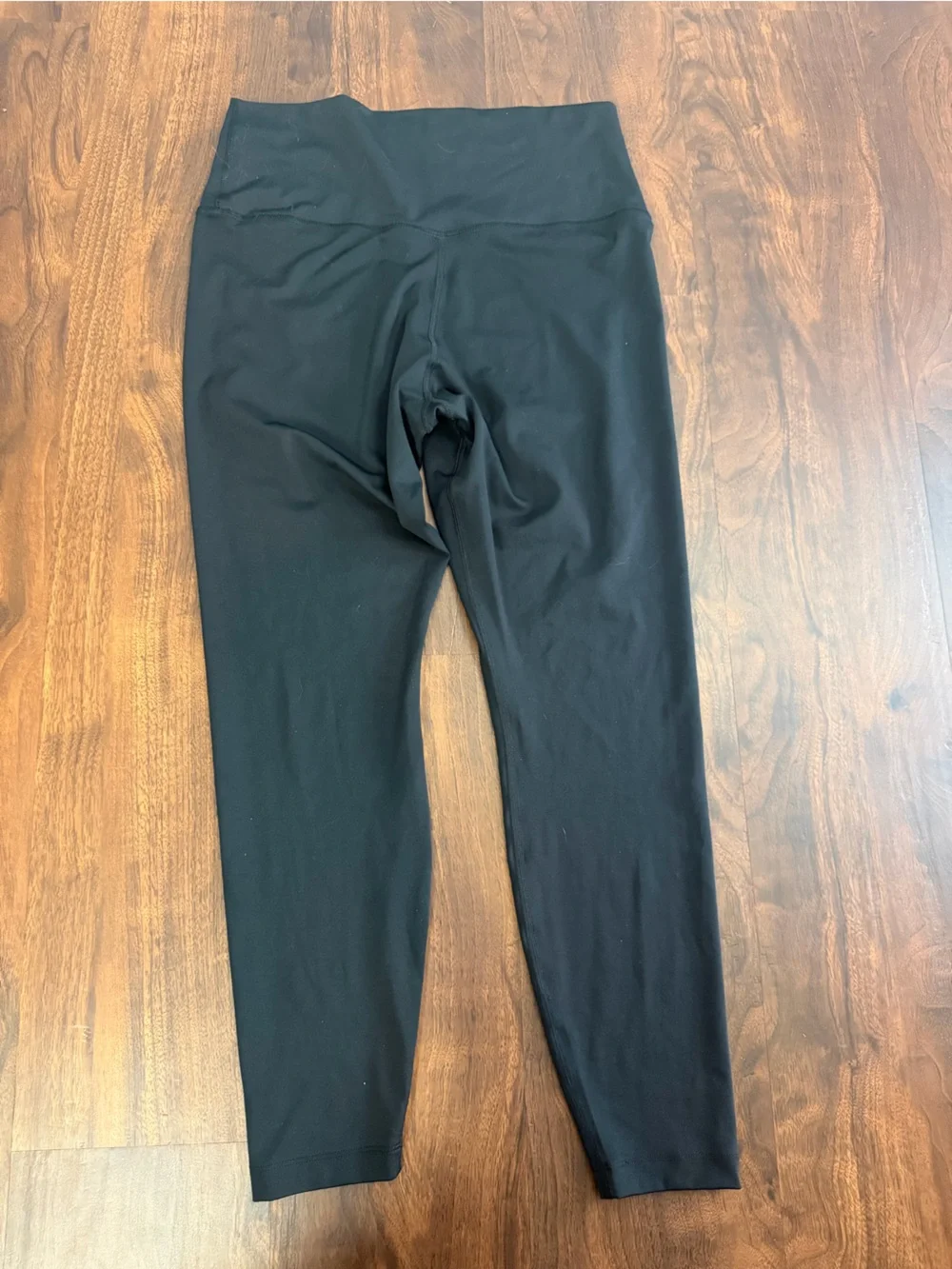 Nike Dri-Fit Bliss Victory Mid-Rise Training Pant